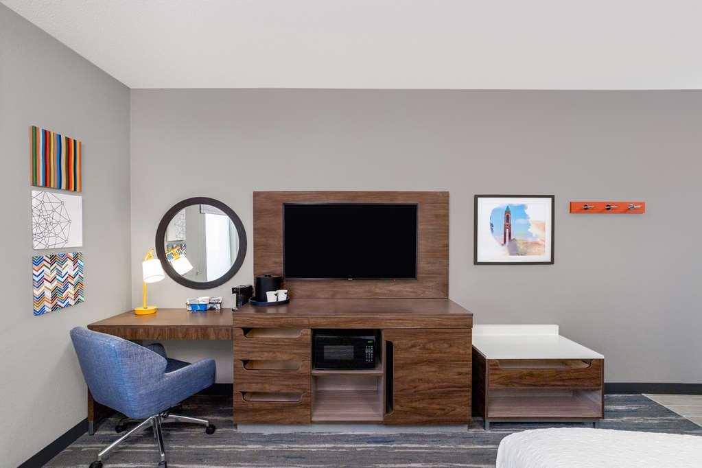Hampton Inn & Suites Muncie Rum bild