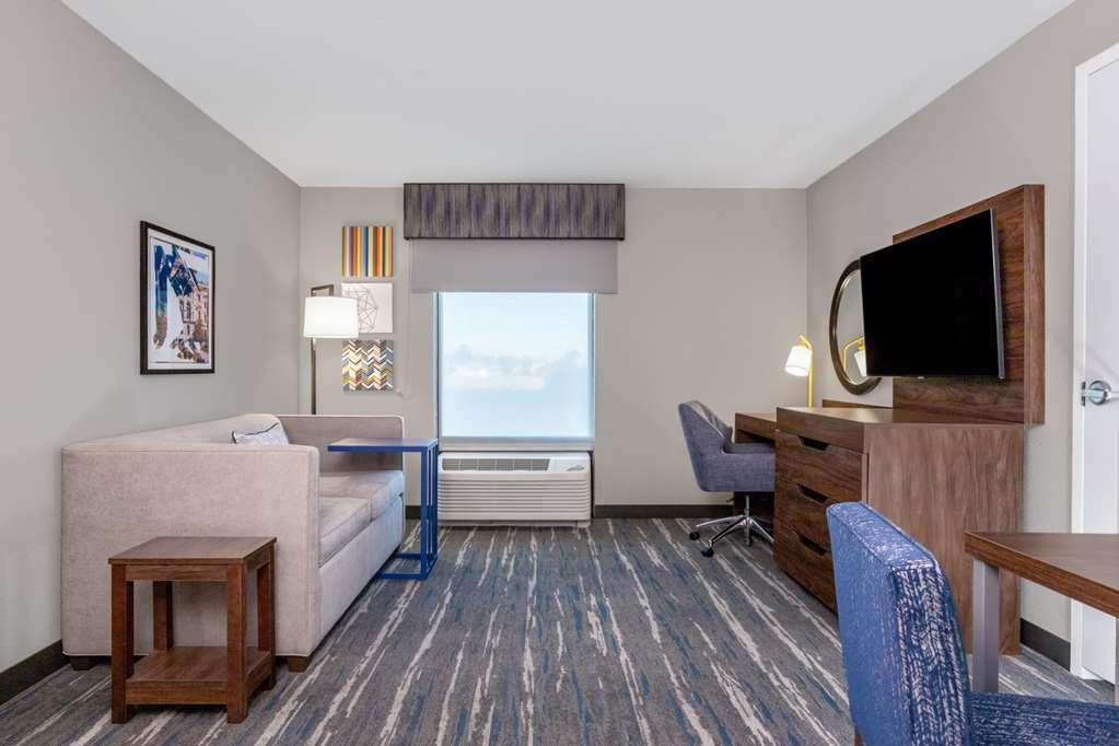 Hampton Inn & Suites Muncie Rum bild