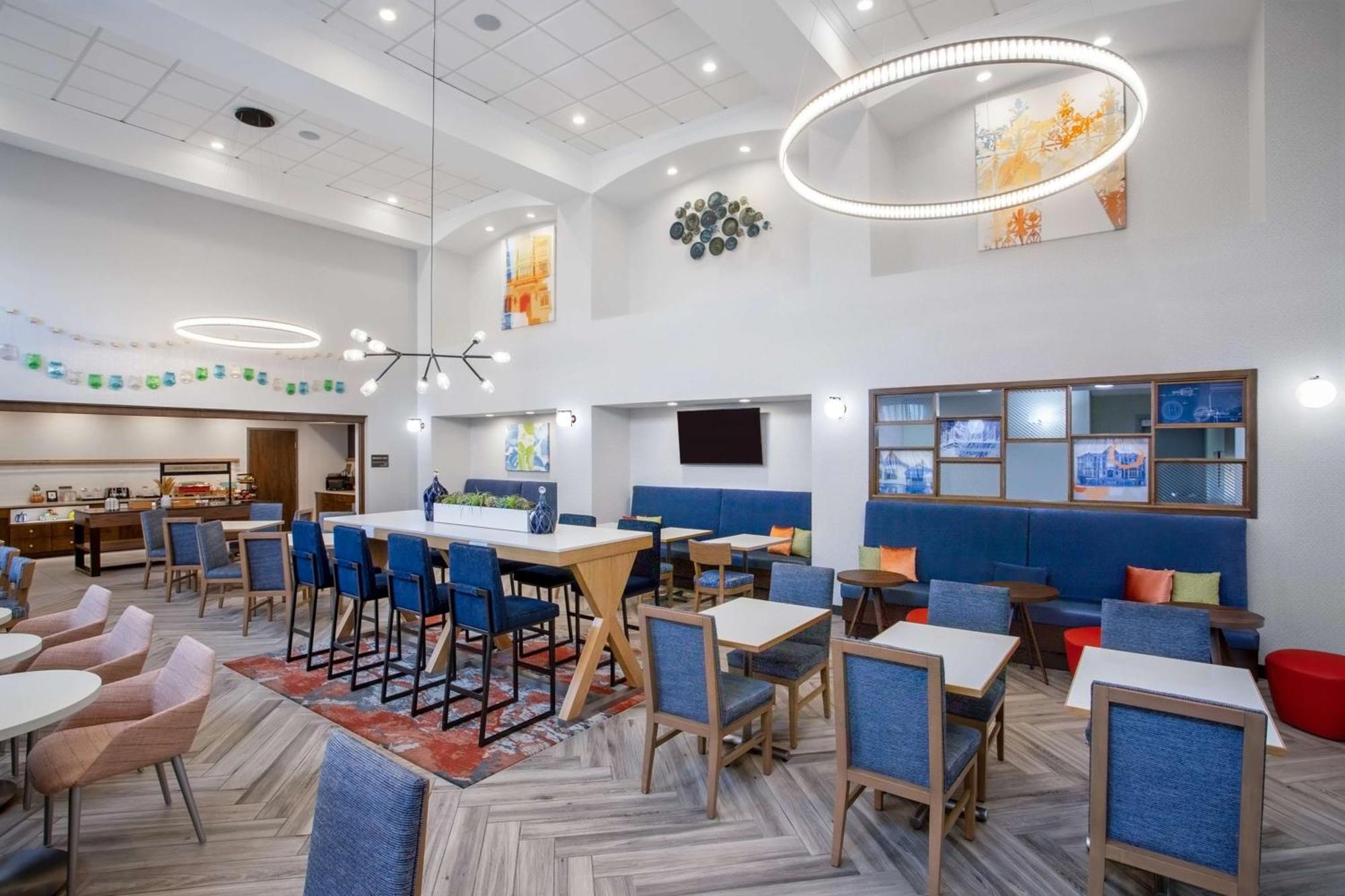 Hampton Inn & Suites Muncie Exteriör bild