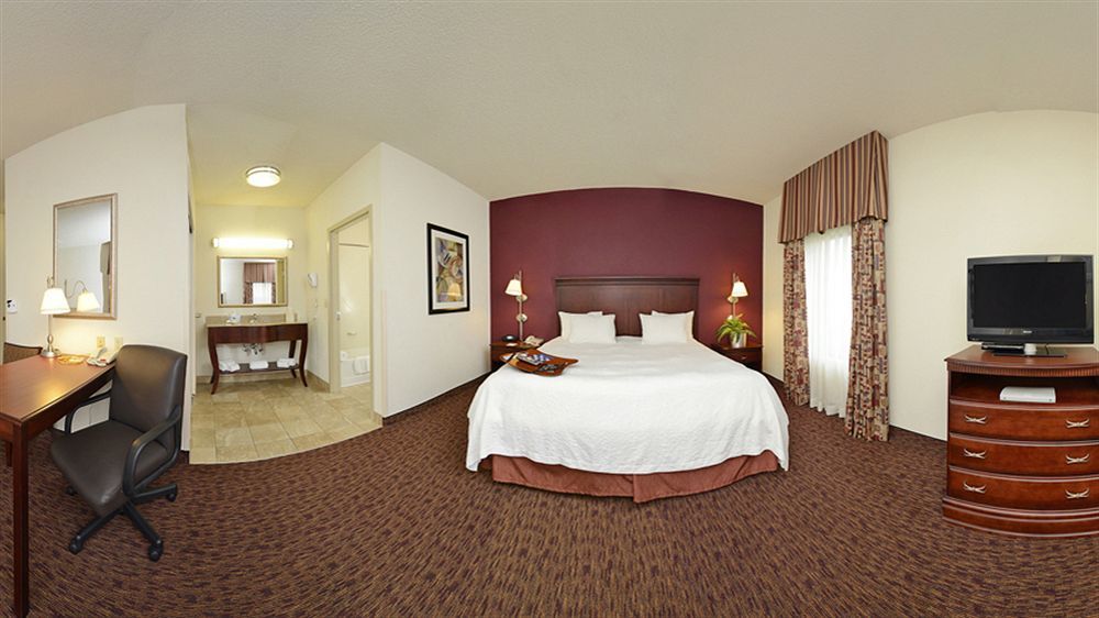 Hampton Inn & Suites Muncie Exteriör bild
